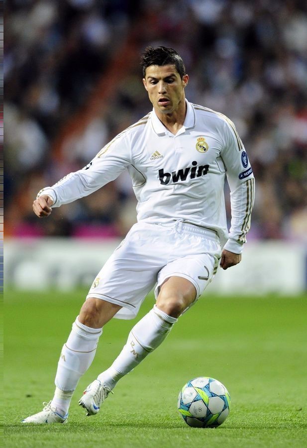 英超战报：亚当斯中圈吊门，勒菲传射，桑德兰3-2伯恩茅斯（英超赛况：亚当斯中圈吊射破门，勒菲一传一射，桑德兰3-2力克伯恩茅斯）