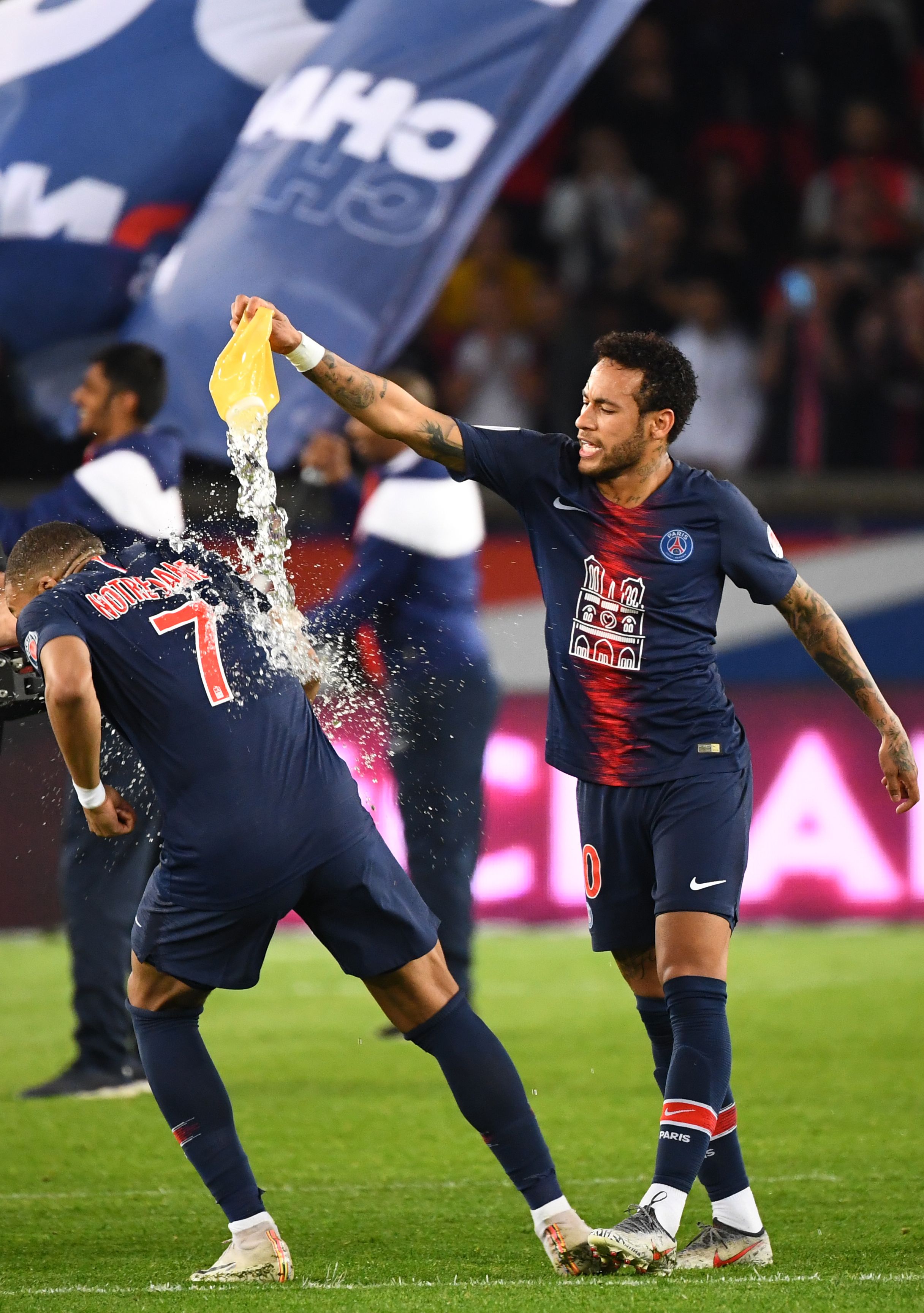 狼队英超15轮仅2分，创英格兰顶级联赛历史最差开局（狼队英超前15轮仅得2分，创英格兰顶级联赛最差开季纪录）