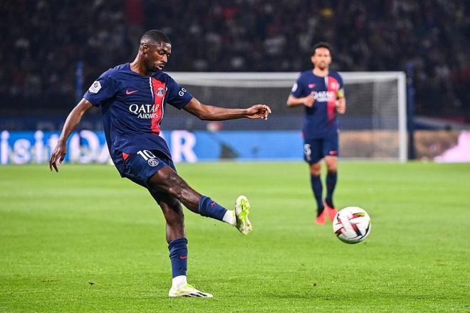 德乙前瞻：布伦瑞克抢分远离降级区，沙尔克冲4连胜巩固榜首（德乙前瞻：布伦瑞克力争抢分远离降级，沙尔克剑指四连胜稳居榜首）