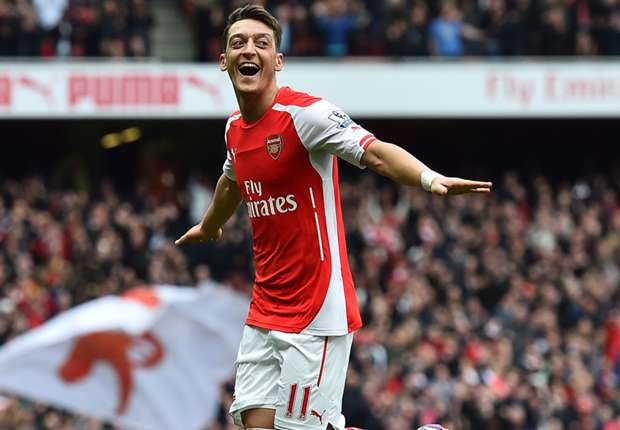 中超：山东泰山主场2-0完胜青岛队（中超：山东泰山主场2-0击退青岛队）